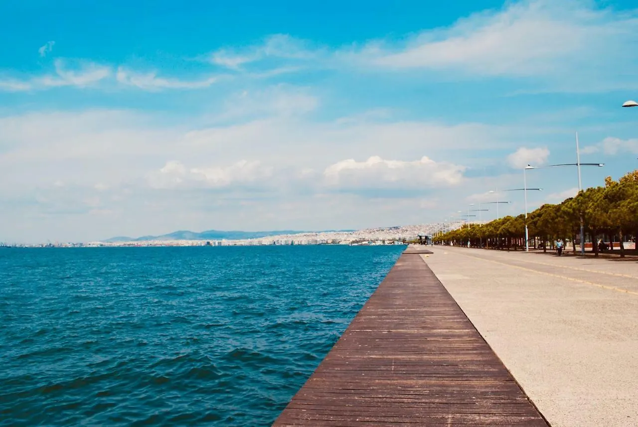 Aquilon Apartments Thessaloniki